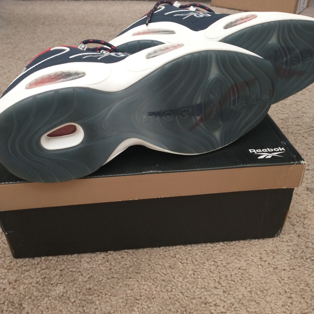 Men's shoes
